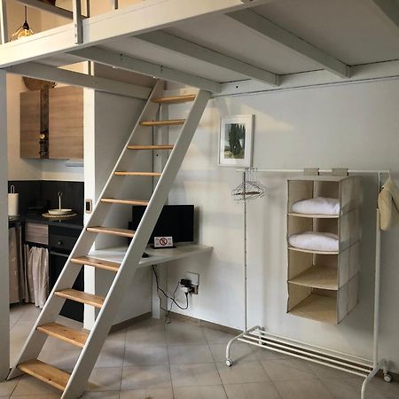 Casina Di Nina Lägenhet Livorno Exteriör bild